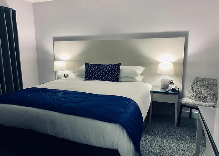 Dean Park Hotel
