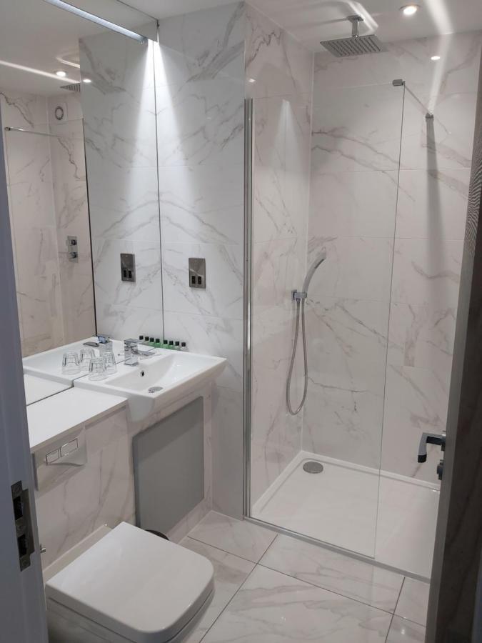 Dean Park Hotel 4*